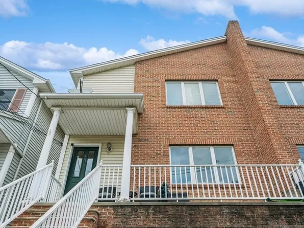 161 W 53rd St, Bayonne, NJ 07002