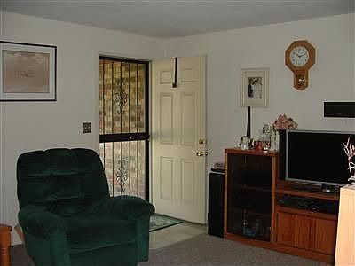 3rd image of 8372 Indian Mound Dr