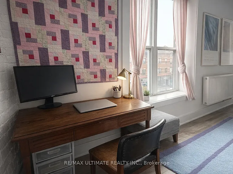 432 Saint Clarens Ave #301 — Photo 5