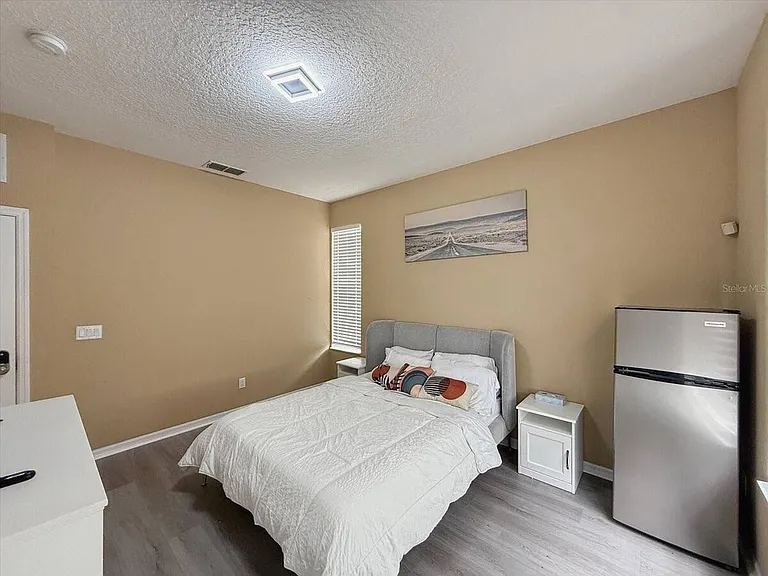1302 S Beach Cir — Photo 18