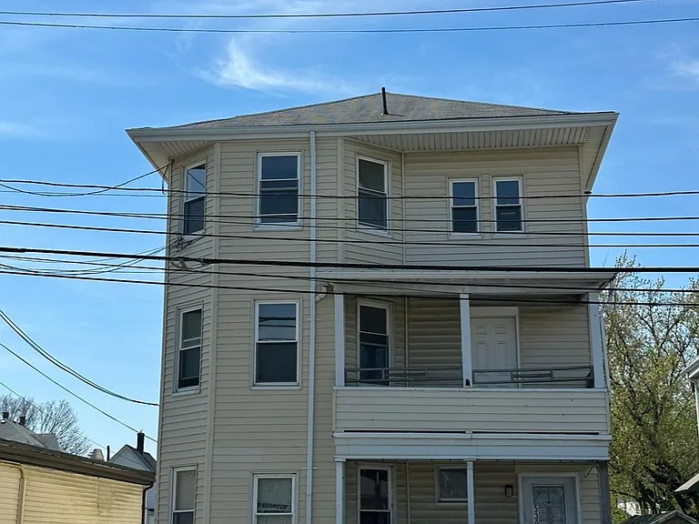 539 Washington St #2 — Photo 1