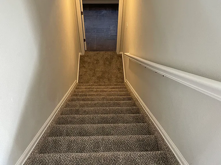 809 Marshall Dr — Photo 11
