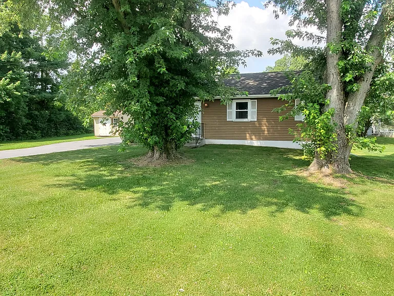 570 Guldin Rd — Photo 15