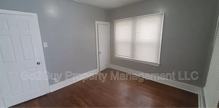 14883 Holmur St — Photo 3