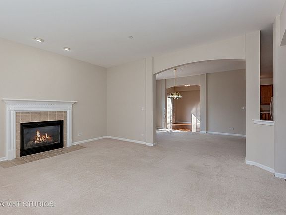 4th image of 2533 Oak Dr #2533