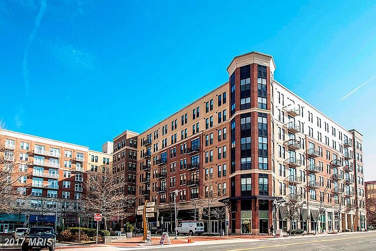 1st image of 444 W Broad St Unit 321