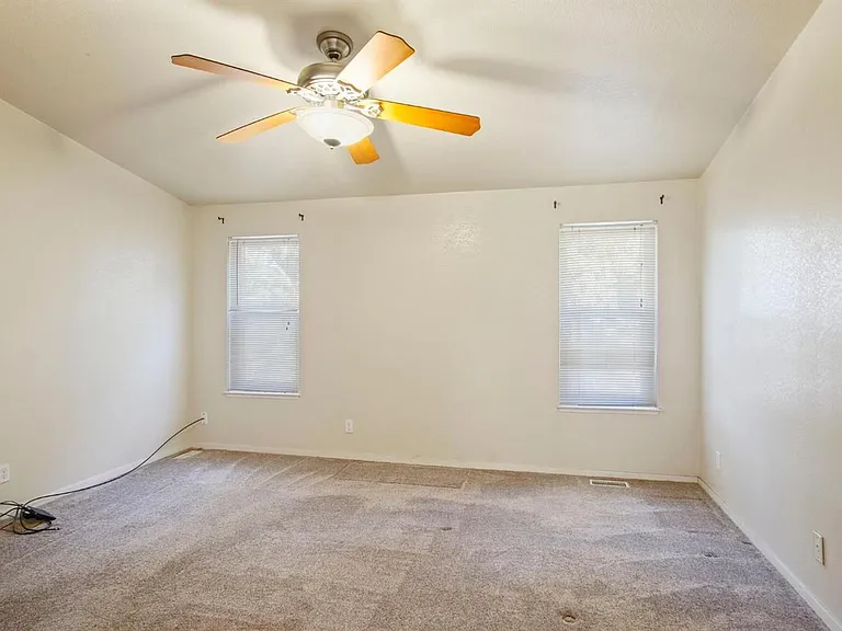 788 E Willow Ave — Photo 23