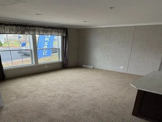3 bed, 2.0 bath, 1248 sqft, $1,800 — Photo 3