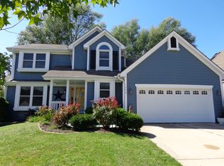 1236 SW Crossing Dr, Lees Summit, MO 64081