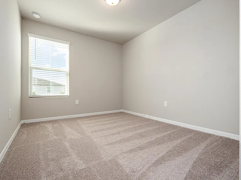 658 Legacy Loop — Photo 20