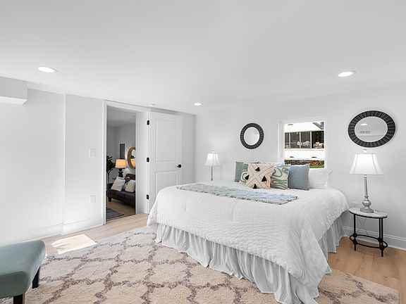 5th image of 13915 Hanover Pike #1