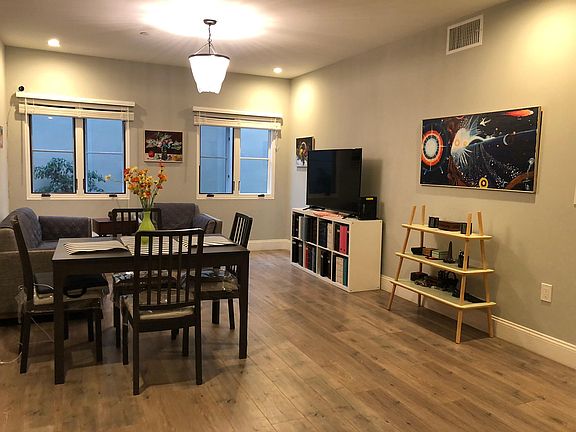 5th image of 168 S Sierra Madre Blvd #203