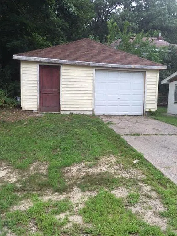 2 bed, 768 sqft, $1,500 — Photo 3