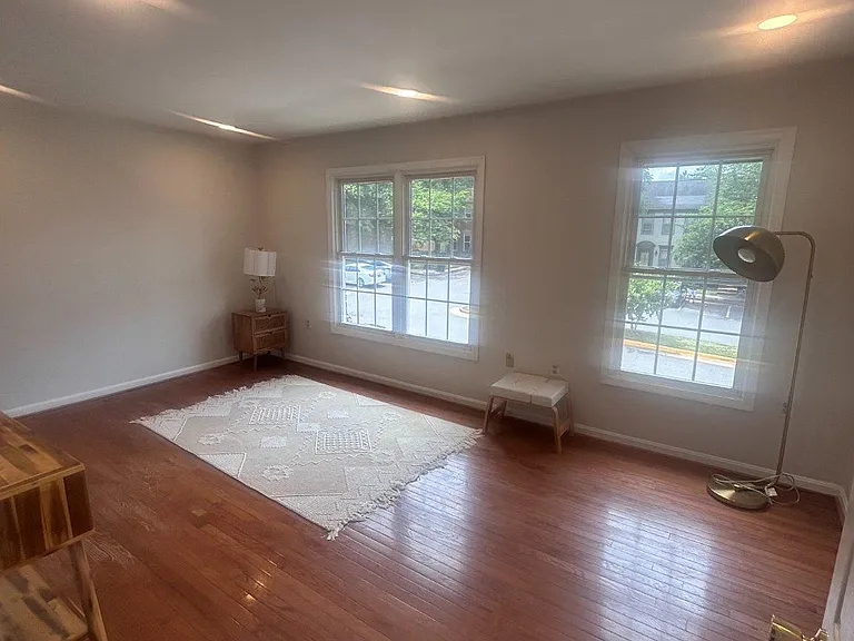 5664 Cabells Mill Ct — Photo 6