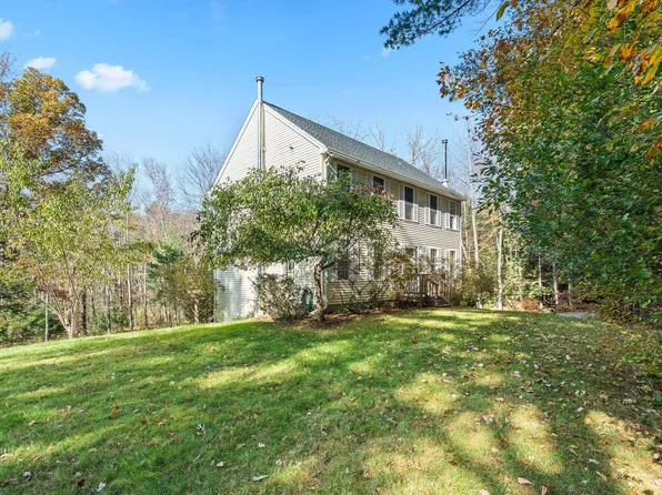 80 Chapman Drive, Rochester, NH 03839