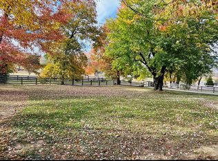 190 Old Wallaceton Rd, Berea, KY 40403