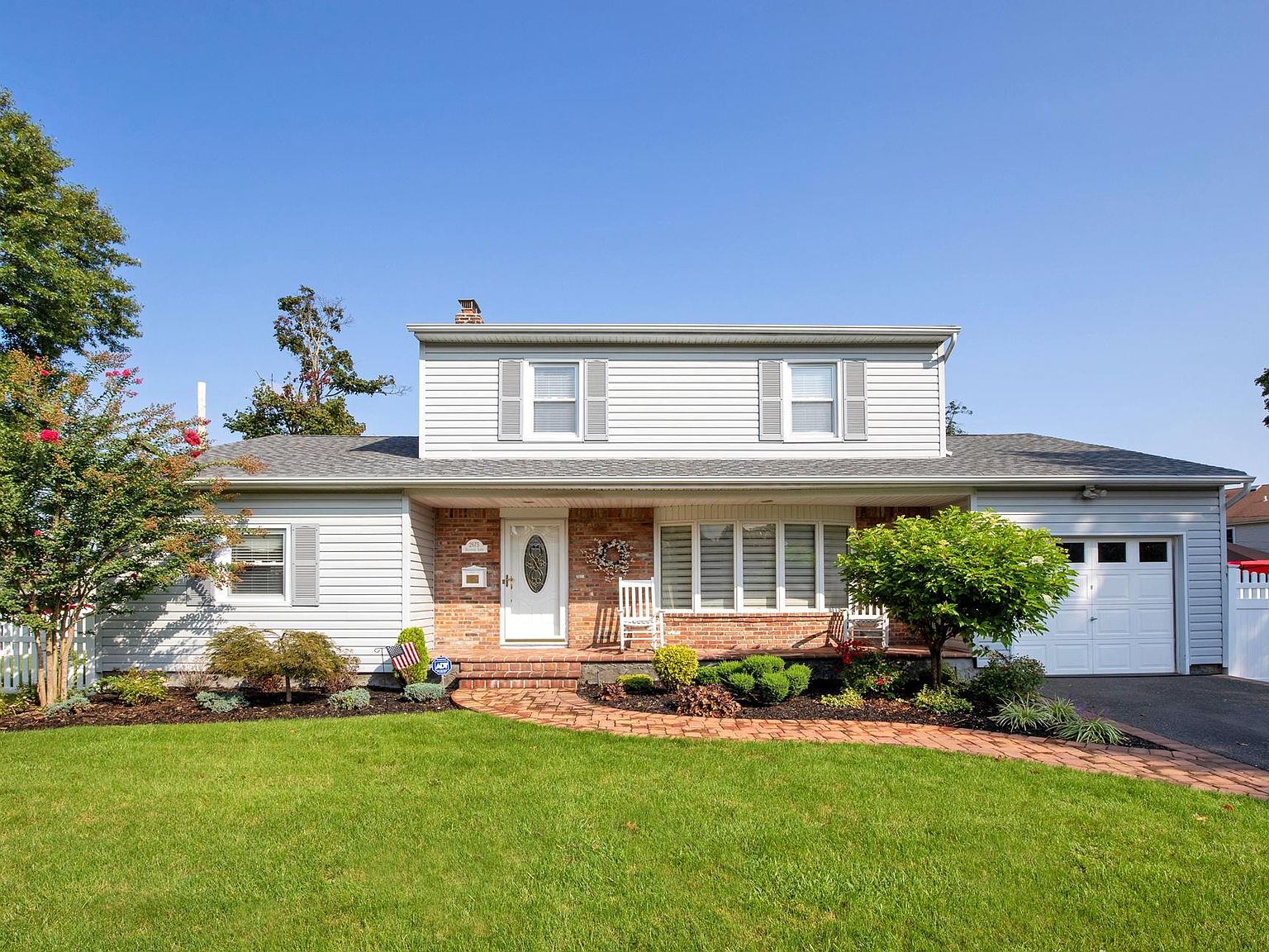 2675 Beatrice Ln Bellmore NY 11710 Zillow