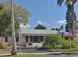 1745 Indian Rocks Rd, Belleair, FL 33756