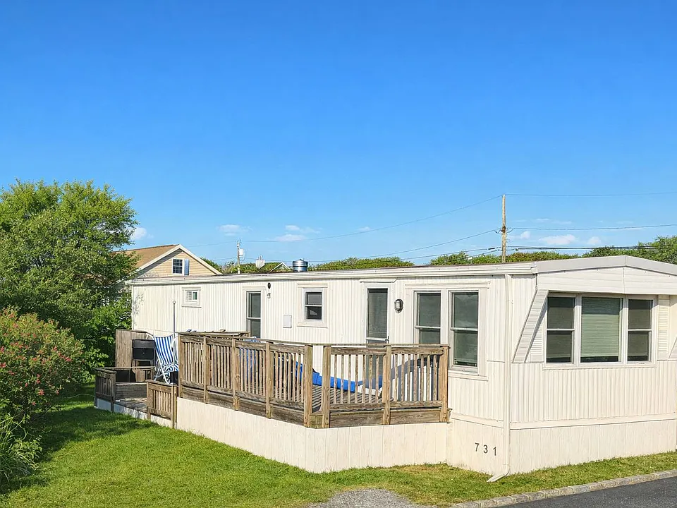 100 Deforest Rd #731
