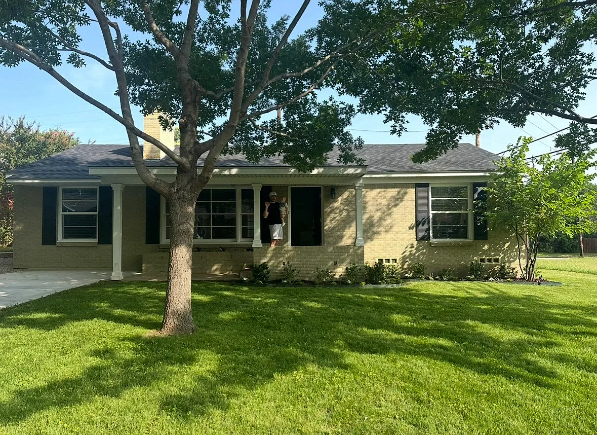 3 bed, 1270 sqft, $3,450 — Photo 1