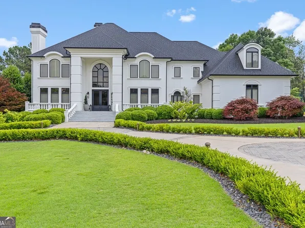 5323 Legends Dr, Braselton, GA 30517