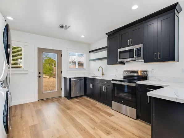 1329, 1329 E Brill St #B, Phoenix, AZ 85006