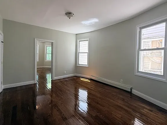 203 N 15th St #2 — photo 2 of 7