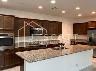 1825 S Follett Way, Gilbert, AZ 85295