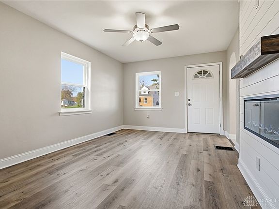 4th image of 412 Cape Cod Dr
