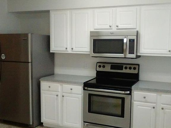 3rd image of 12108 Feldwood Creek Ln