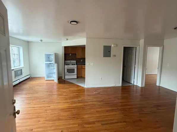 55 W 192nd St APT 2, Bronx, NY 10468