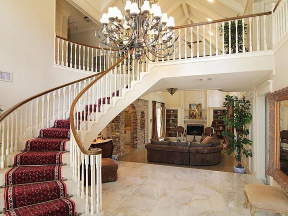 3rd image of 15758 Fleetwood Oaks Dr