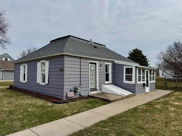 565 Madison St, Fennimore, WI 53809