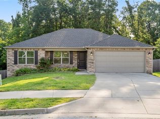1505 S K Pl, Rogers, AR 72756