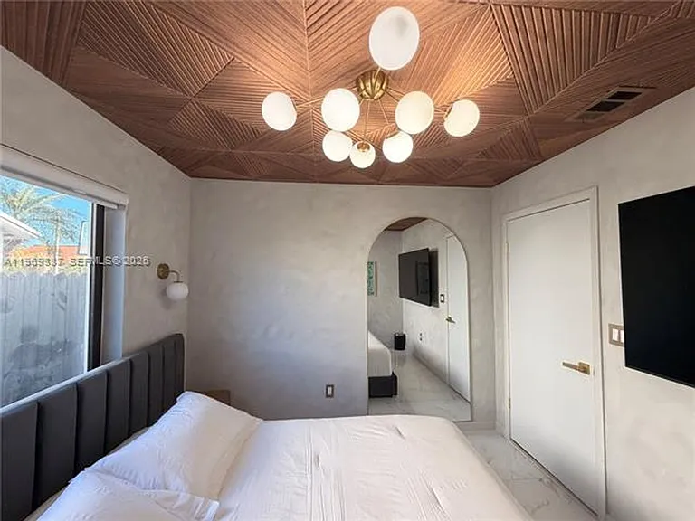 14617 SW 167th Ter — Photo 16