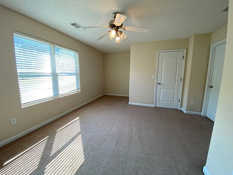 231 Fern Ridge Ct — Photo 7