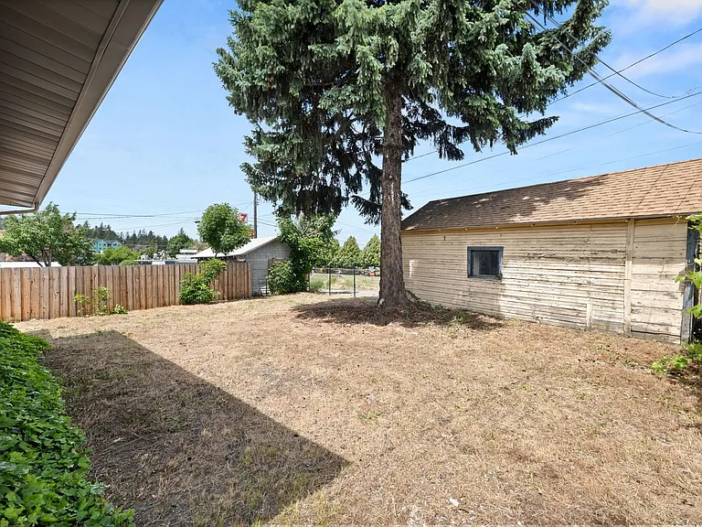 2624 W 8th Ave — Photo 39