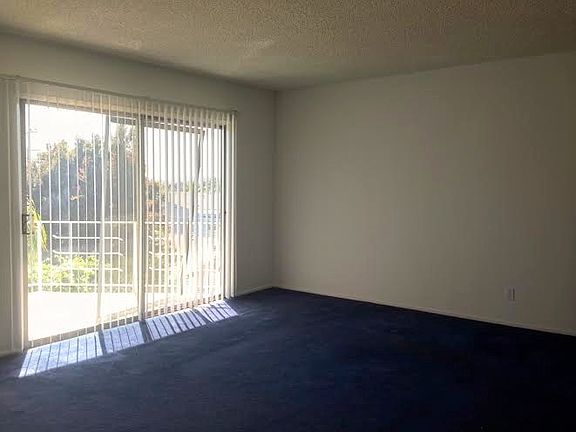 2nd image of 905 Edgewood St APT 9
