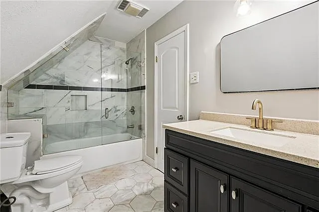 24 Myrtle Hill Dr — Photo 12