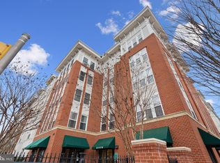 2655 Prosperity Ave APT 252, Fairfax, VA