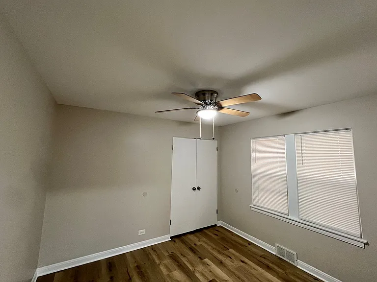 1515 Maple Ave — Photo 7