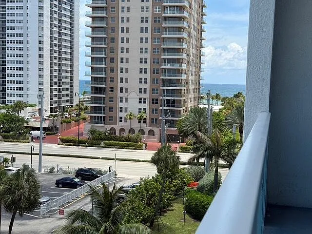 1945 S Ocean Dr #509 — Photo 18