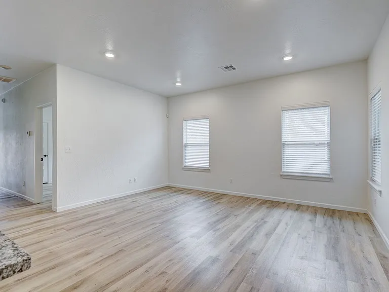1129 Carpe Diem Ct — Photo 2