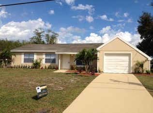 443 SE Whitmore Dr, Pt Saint Lucie, FL 34953