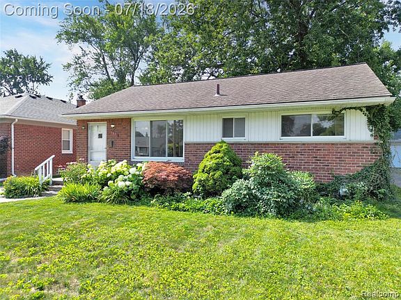5th image of 437 W Sunnybrook Dr