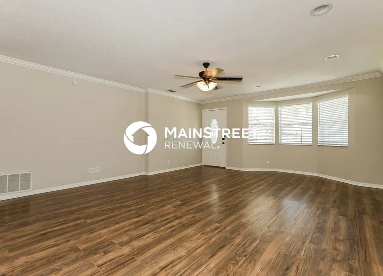 1833 Shore Acres Blvd NE — Photo 6