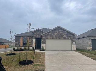 201 Pivot Dr, Taylor, TX 76574