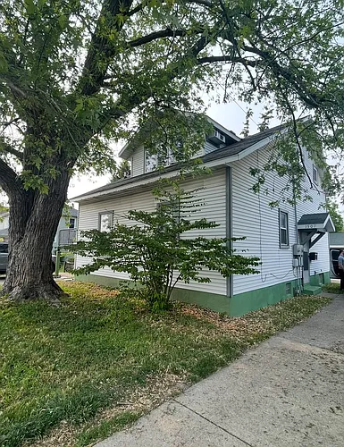 1507 Burton St SW #1 Photo 1 1507 Burton St SW #1 Photo 1