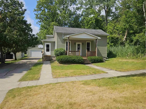 117 Saginaw St, Vassar, MI 48768