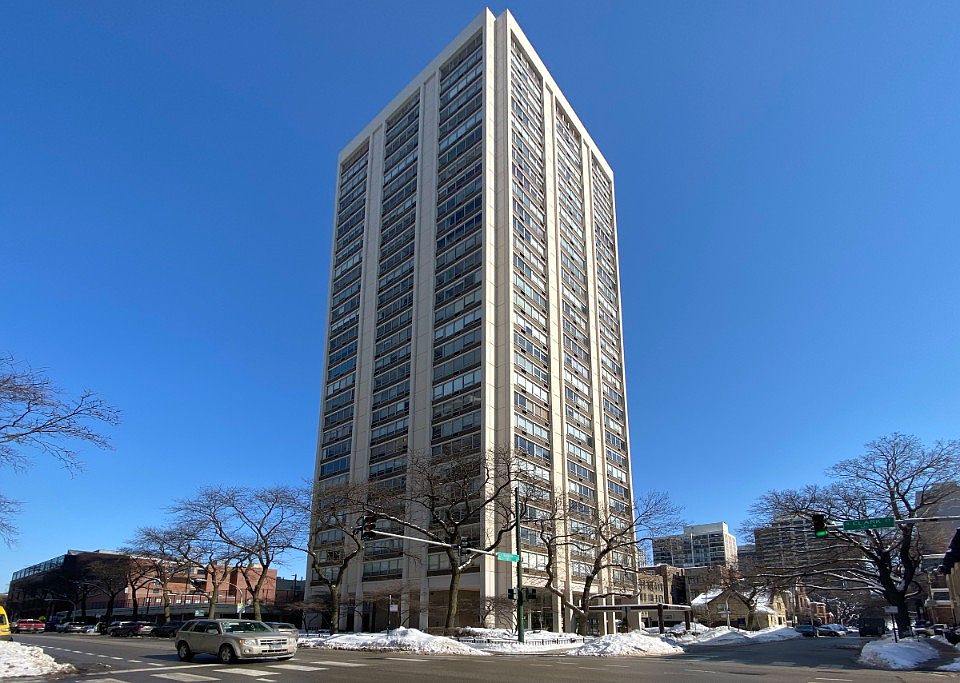 1st image of 70 W Burton Pl APT 2508